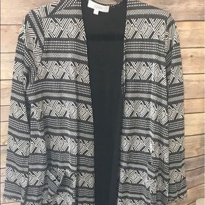 Medium LuLaRoe Sarah Duster